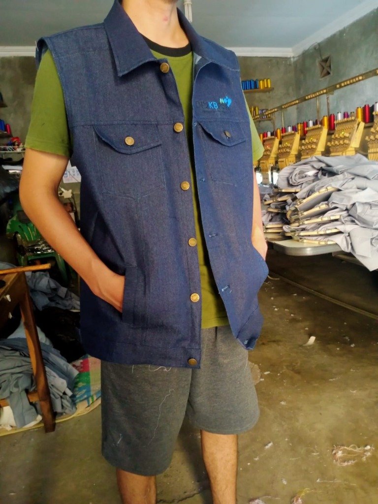 Jasa Pembuatan Rompi Custom Bandung